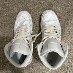 Nike White High-Top Sneakers Air Force 1 Jordans